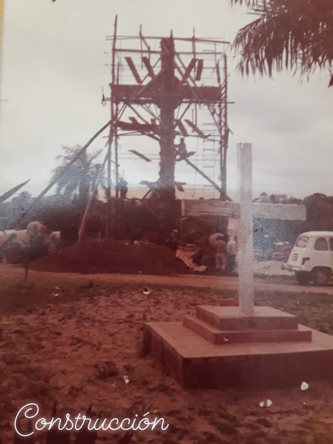 La historia del parque Cruz de los Milagros - Portal Taragui