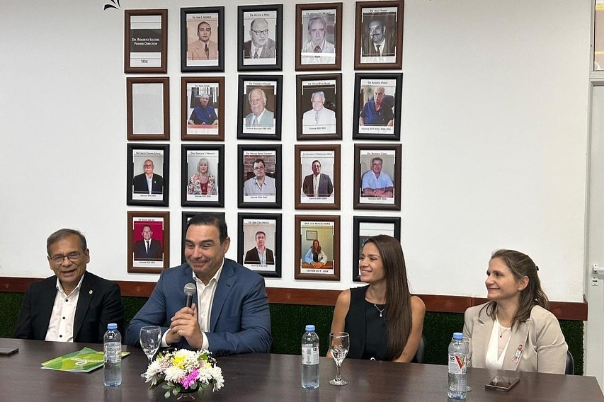 inauguración nueva Unidad de Terapía Intensiva del Hospital Bella Vista