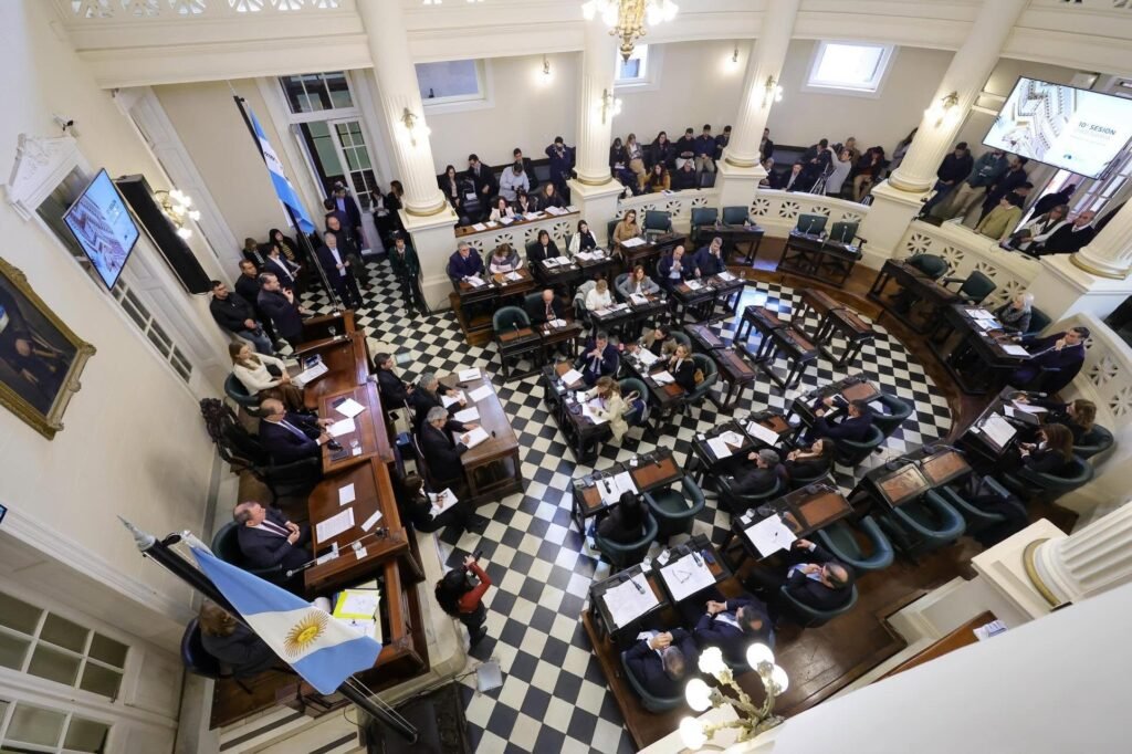 sesion-diputados-corrientes
